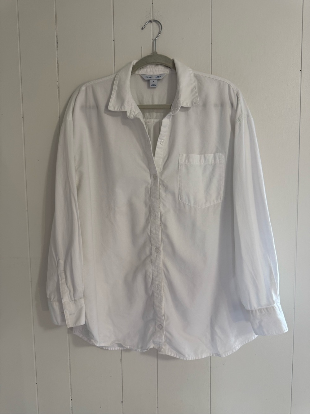 Old Navy White Long-Sleeve Button-Down Shirt
